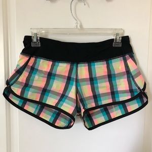 lululemon athletica speed up shorts size 4
